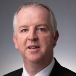 Enda Flynn, Glanua